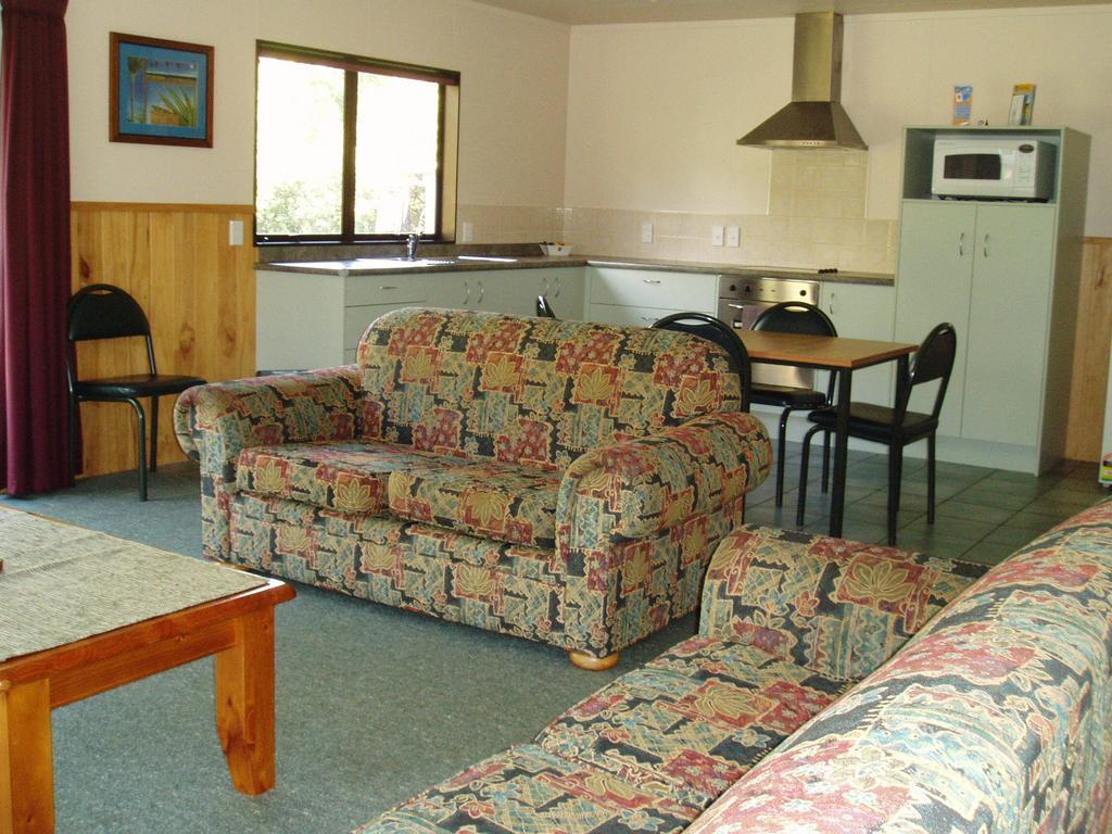 Whangarei Top 10 Holiday Park Exterior foto